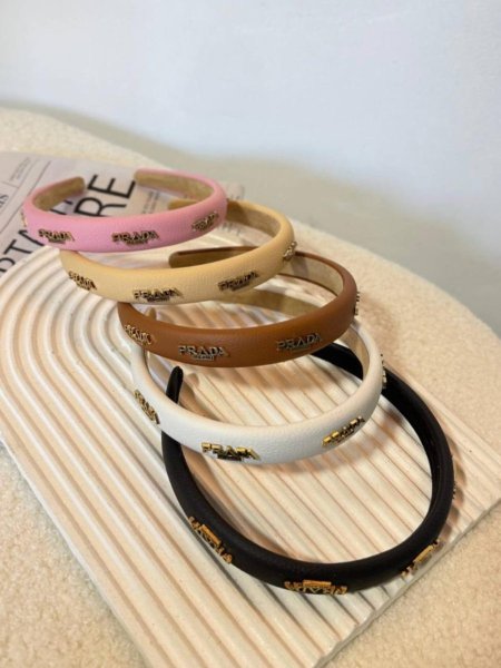 طوق شعر برادا